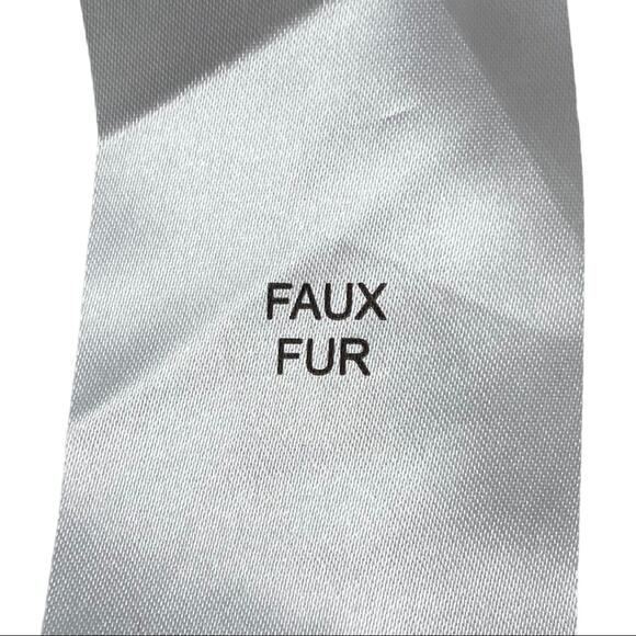 Portland Tan 100% Cashmere Pom Pom Knit Beanie NWT - Picture 6 of 7